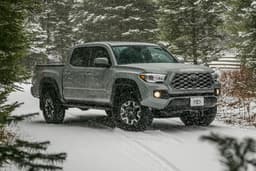 TOYOTA TACOMA thumbnail 2